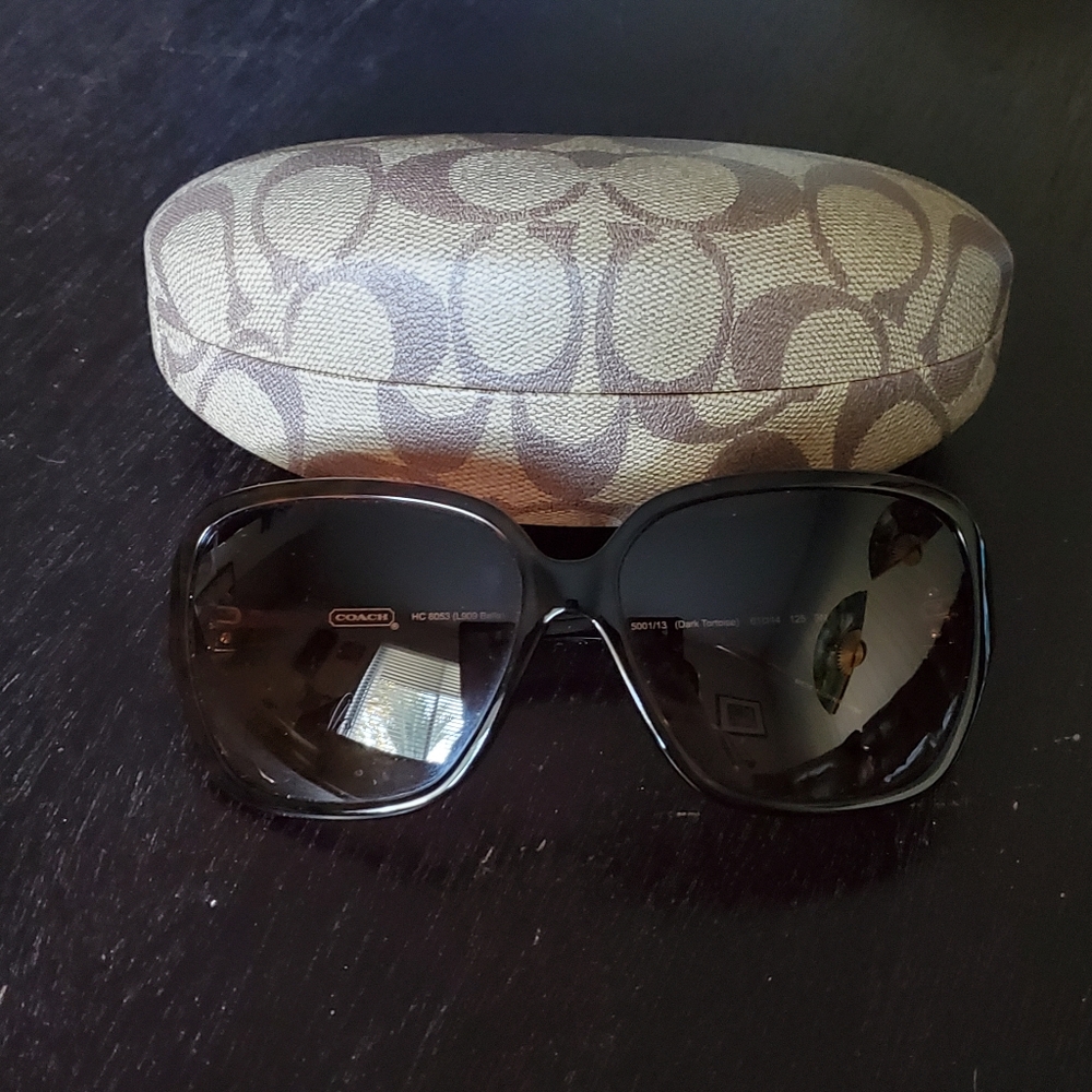 Coach Sunglasses Bella Dark Tortoise Like New L909